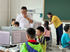 累计为6万多名学生开通个人电脑账号国内外汇平台排名